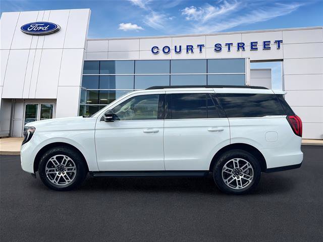 Certified 2025 Ford Expedition Active AWD/4WD image 8