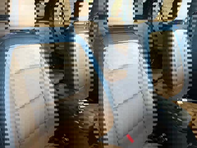 Used 2020 Chevrolet Equinox Premier image 42