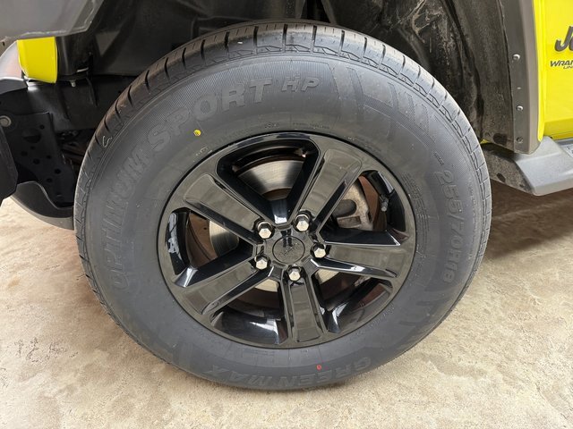 Used 2022 Jeep Wrangler Unlimited Sahara image 29