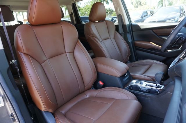 Used 2024 Subaru Ascent Touring AWD/4WD image 2