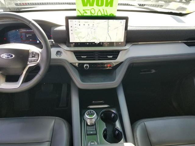 Certified 2025 Ford Explorer Active w/ Active Comfort Package AWD/4WD image 19