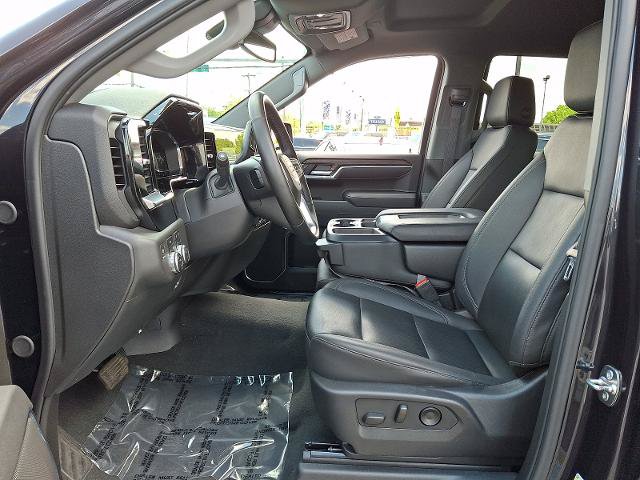 Used 2025 GMC Sierra 1500 SLT AWD/4WD image 14