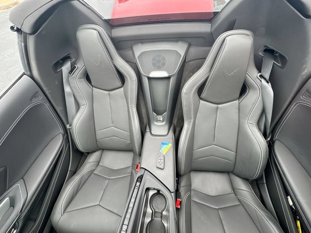 Used 2024 Chevrolet Corvette Stingray Convertible RWD image 23