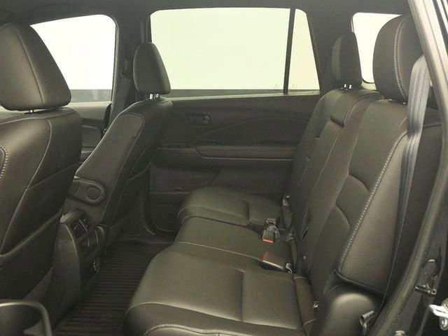 Used 2023 Honda Passport EX-L image 10