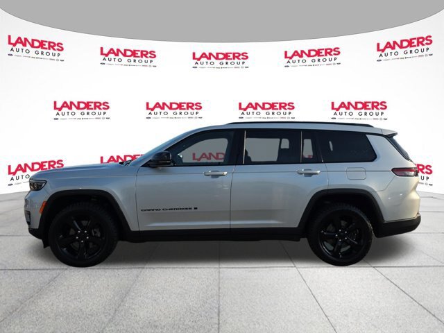 Used 2023 Jeep Grand Cherokee L Laredo AWD/4WD image 6