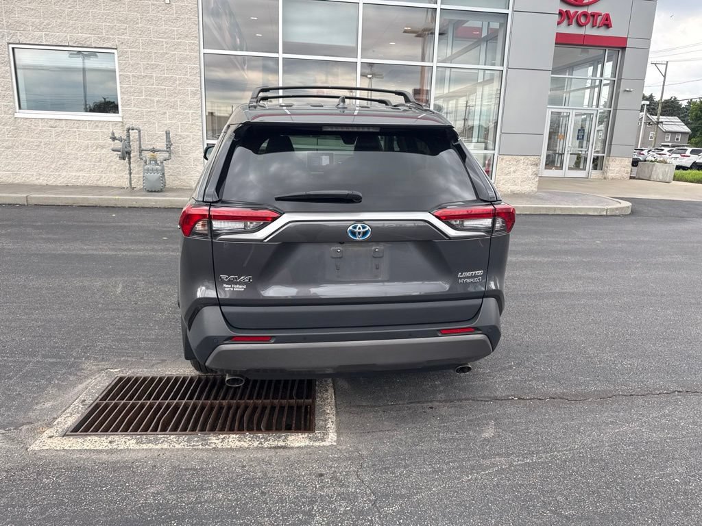 Used 2020 Toyota RAV4 Limited AWD/4WD image 5