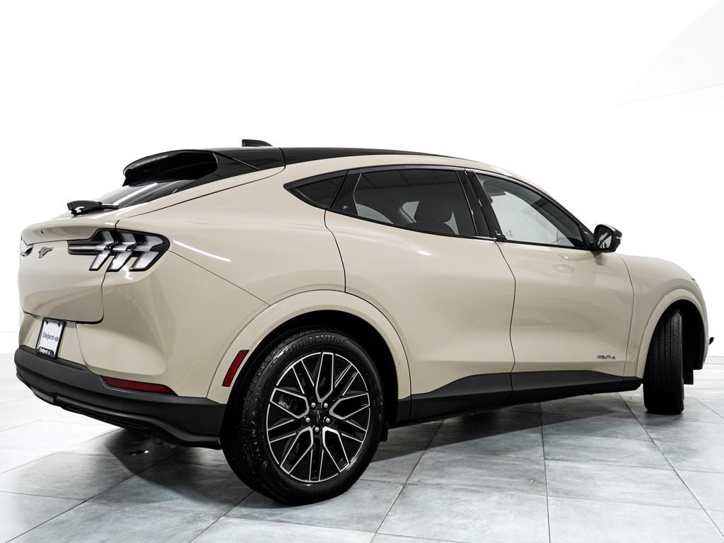 Certified 2025 Ford Mustang Mach-E Premium AWD/4WD image 7
