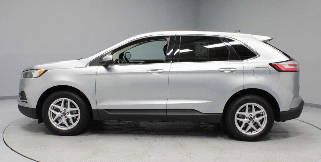 Certified 2024 Ford Edge SEL image 2