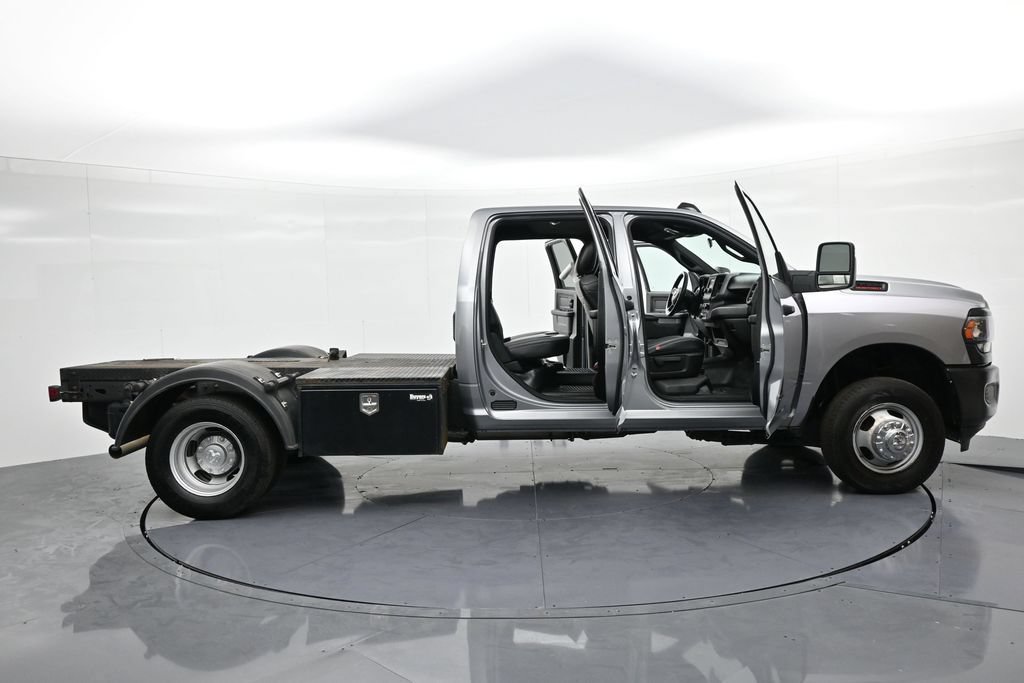 Used 2024 RAM 3500 Tradesman w/ Cold Weather Group RWD image 24