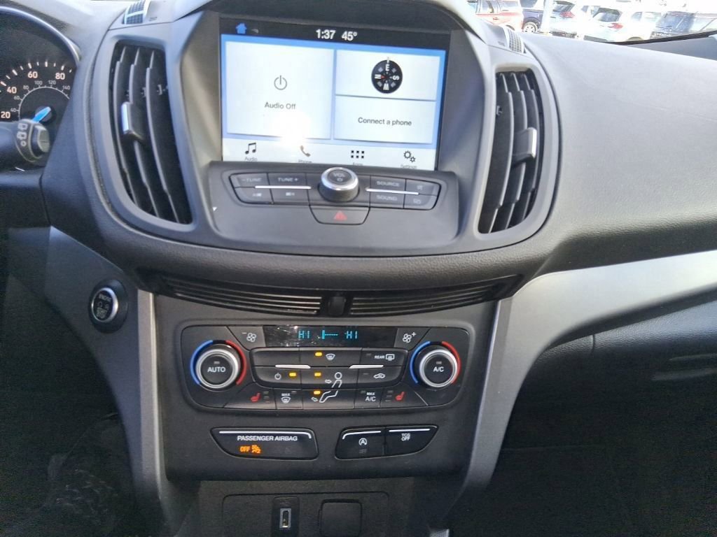 Certified 2019 Ford Escape SE image 18