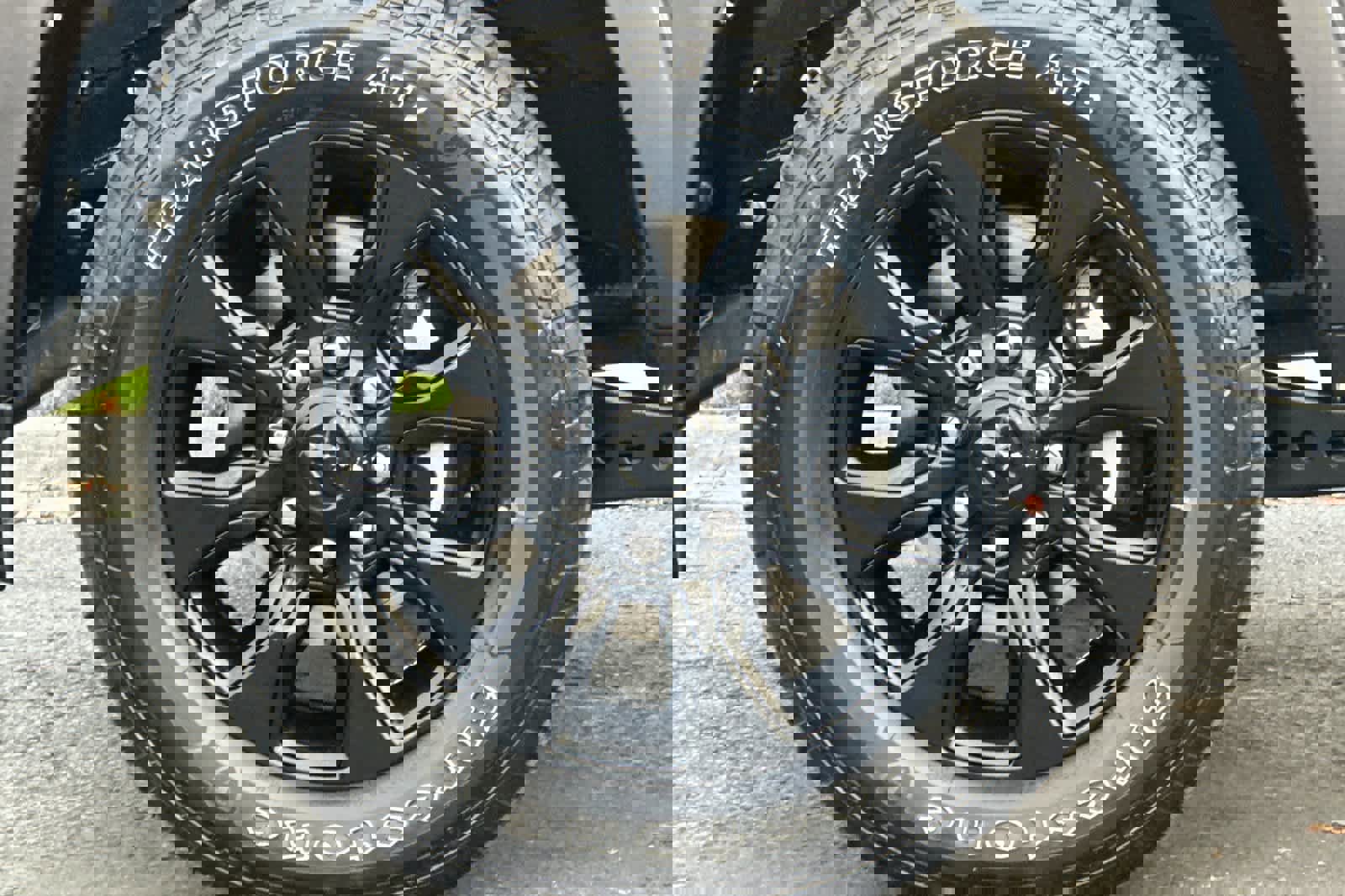 Used 2024 RAM 2500 Limited image 26