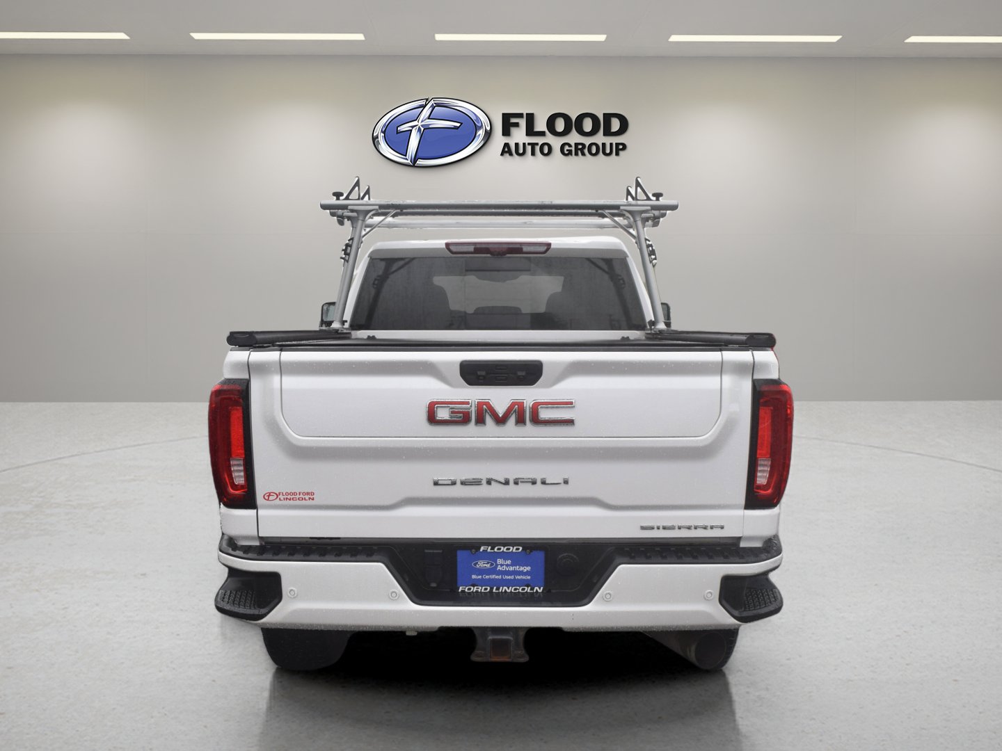 Used 2023 GMC Sierra 2500 Denali w/ Denali Ultimate Package AWD/4WD image 5