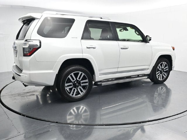 Used 2024 Toyota 4Runner Limited AWD/4WD image 10