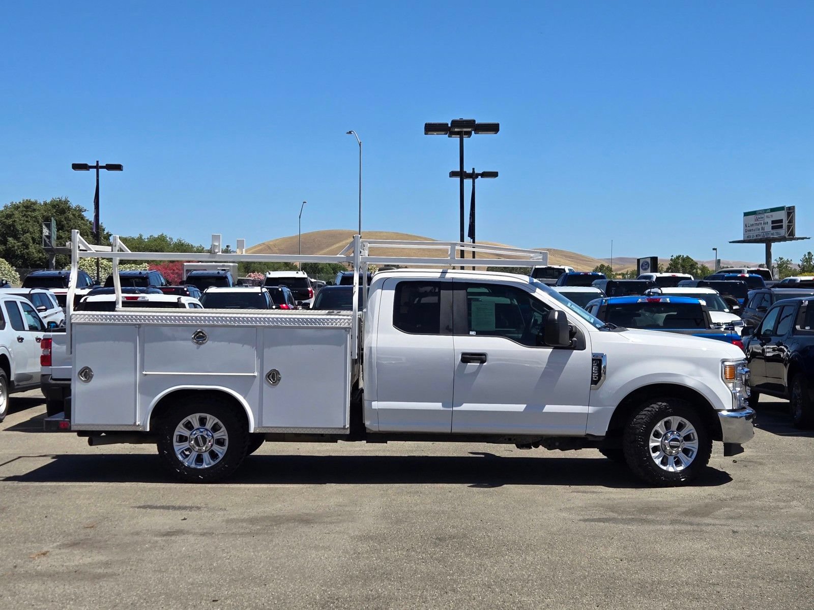 Certified 2021 Ford F250 XL w/ STX Appearance Package RWD image 3