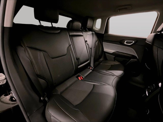 Used 2022 Jeep Compass Latitude w/ Convenience Group AWD/4WD image 26