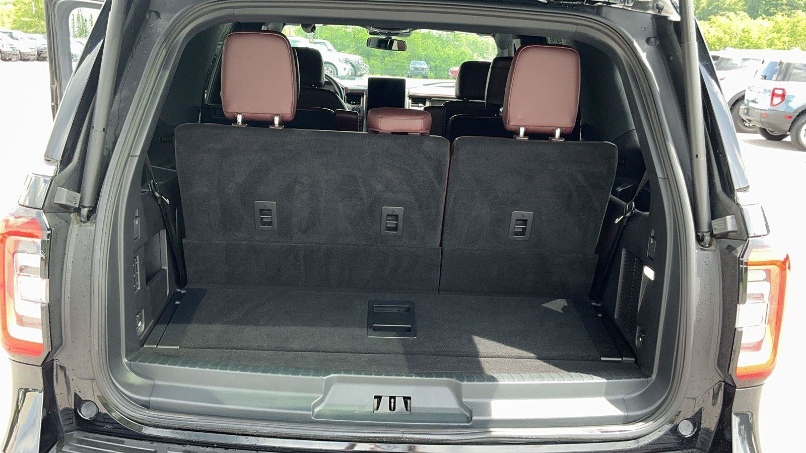 Certified 2023 Ford Expedition Limited AWD/4WD image 24