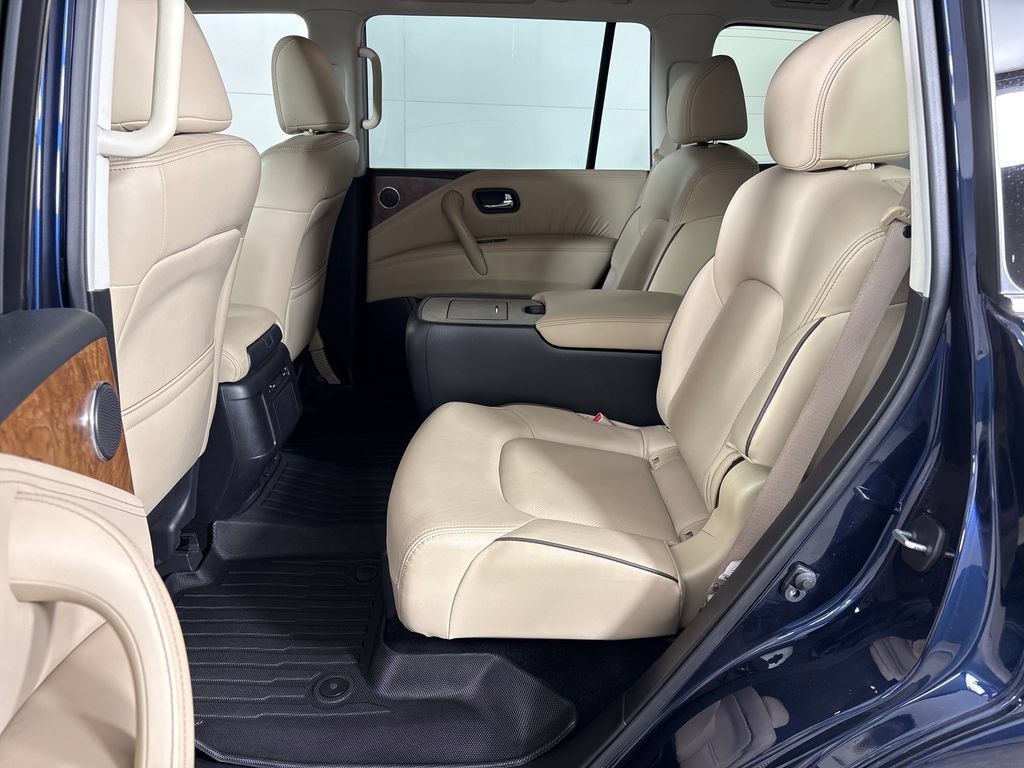 Used 2024 Nissan Armada SL w/ Captain's Chairs Package AWD/4WD image 30