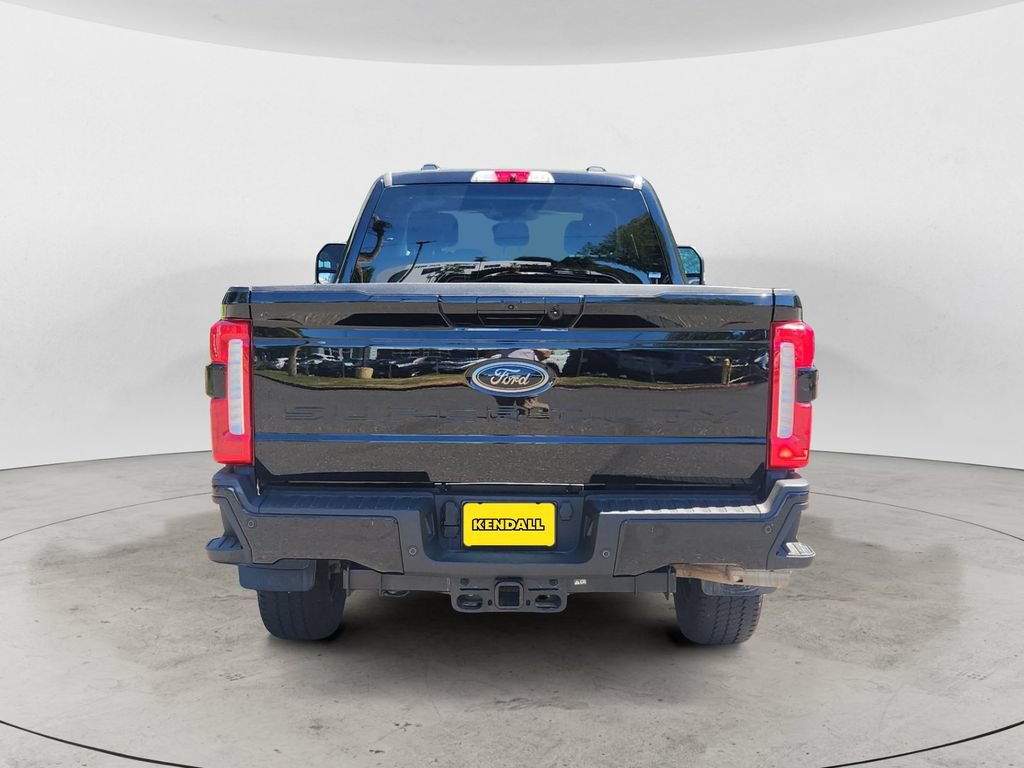 Certified 2025 Ford F350 Lariat w/ Black Appearance Package AWD/4WD image 4