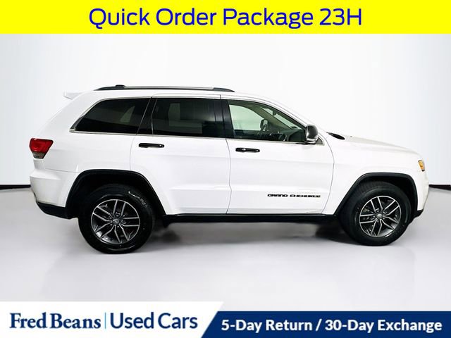 Used 2017 Jeep Grand Cherokee Limited AWD/4WD image 10