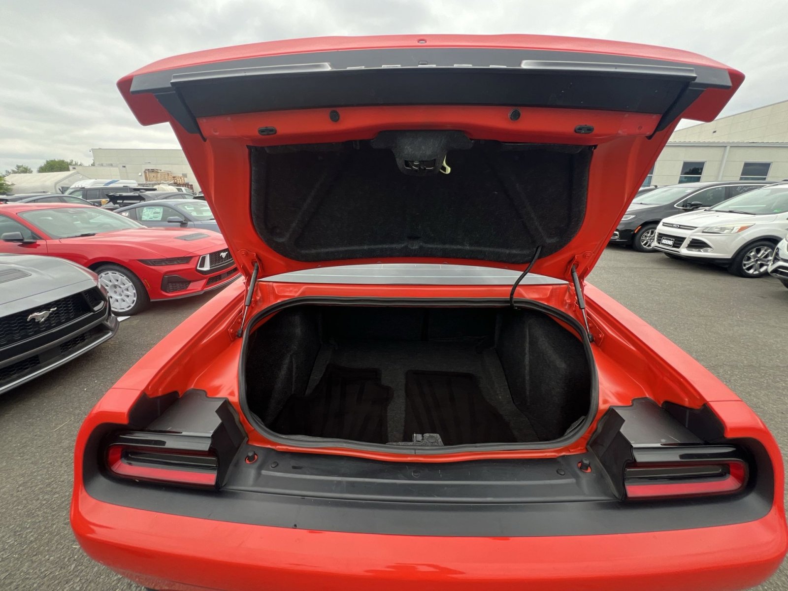 Used 2022 Dodge Challenger GT w/ Cold Weather Group RWD image 32