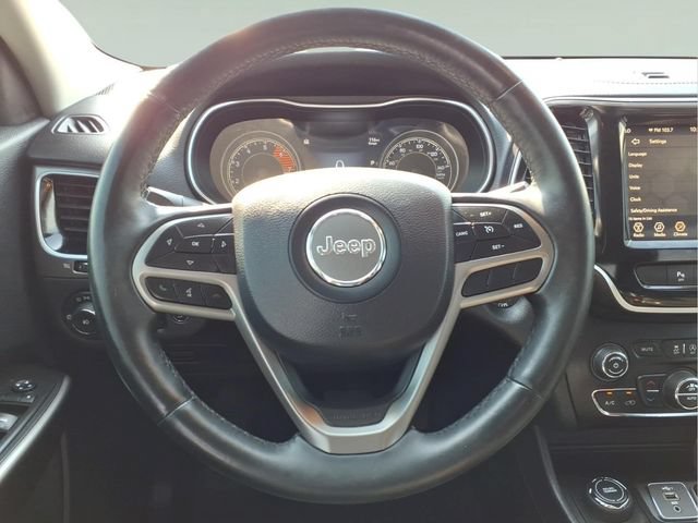 Used 2019 Jeep Cherokee Limited AWD/4WD image 16