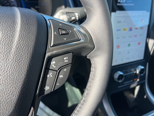 Certified 2024 Ford Edge SEL w/ Convenience Package image 11