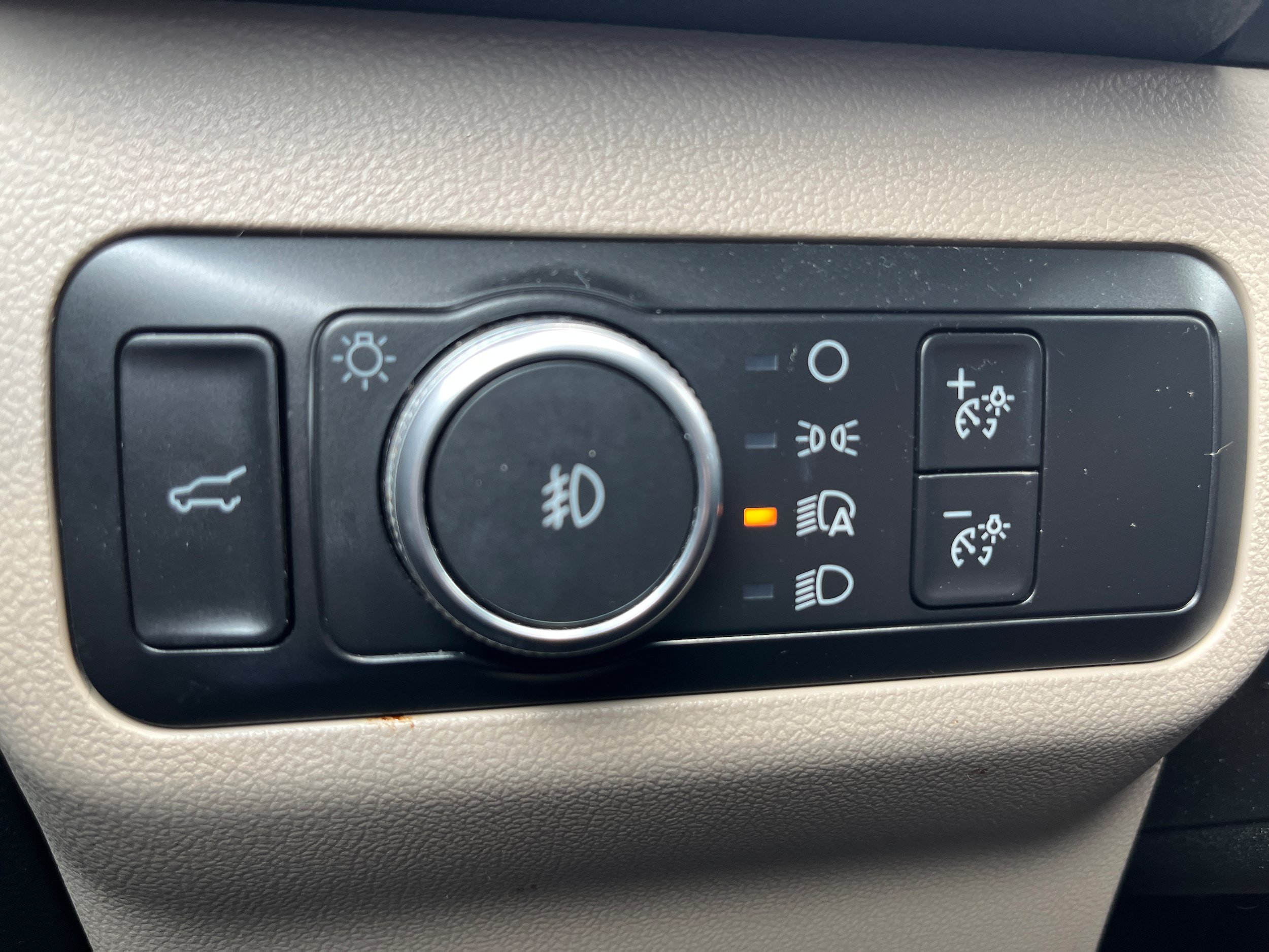 Certified 2020 Ford Escape SEL AWD/4WD image 17