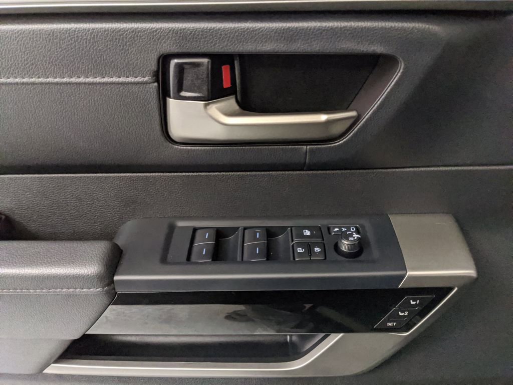 Used 2025 Toyota Tundra Limited image 15