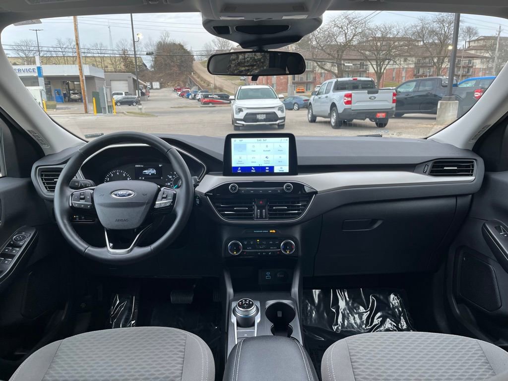 Certified 2022 Ford Escape SE w/ SE Sport Appearance Package image 12