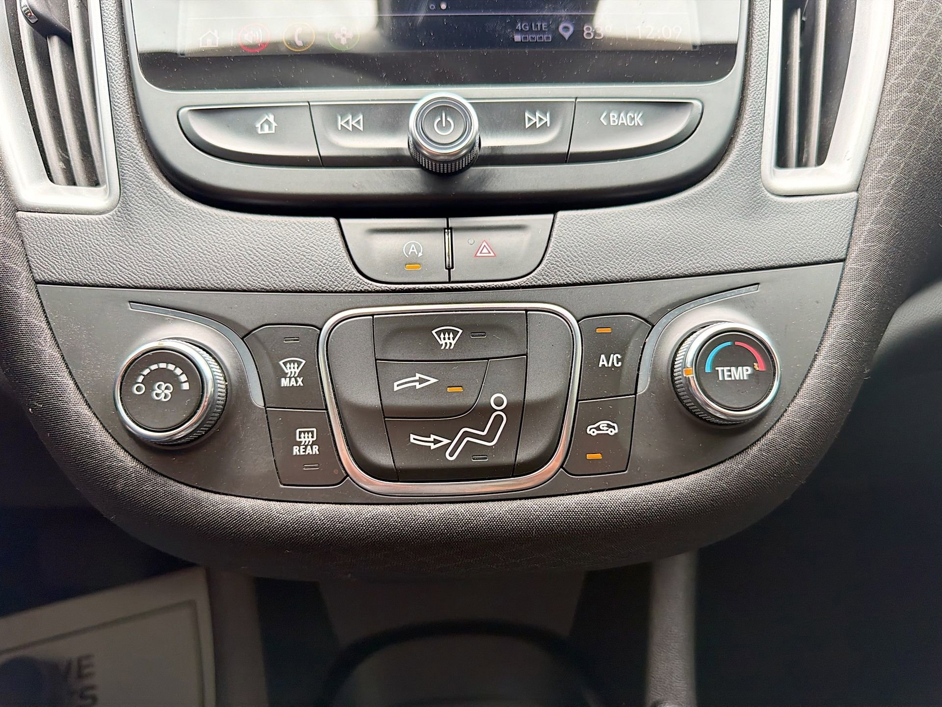 Used 2025 Chevrolet Malibu LS w/ LPO, Floor Liner Package FWD image 17