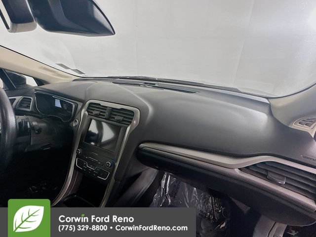 Certified 2019 Ford Fusion SE AWD/4WD image 28