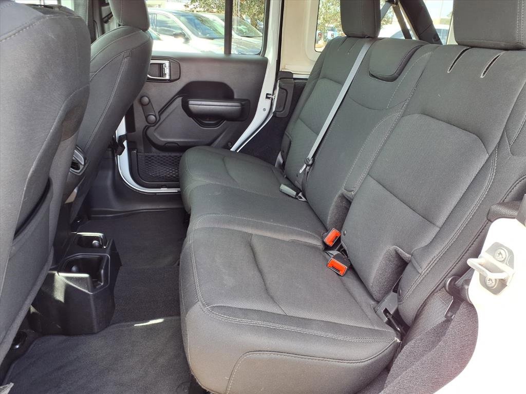 Used 2018 Jeep Wrangler Unlimited Sport image 26