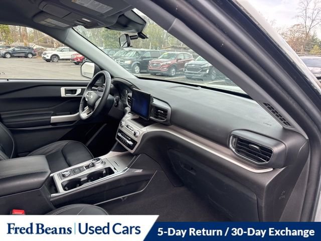 Certified 2023 Ford Explorer XLT w/ Equipment Group 202A AWD/4WD image 11