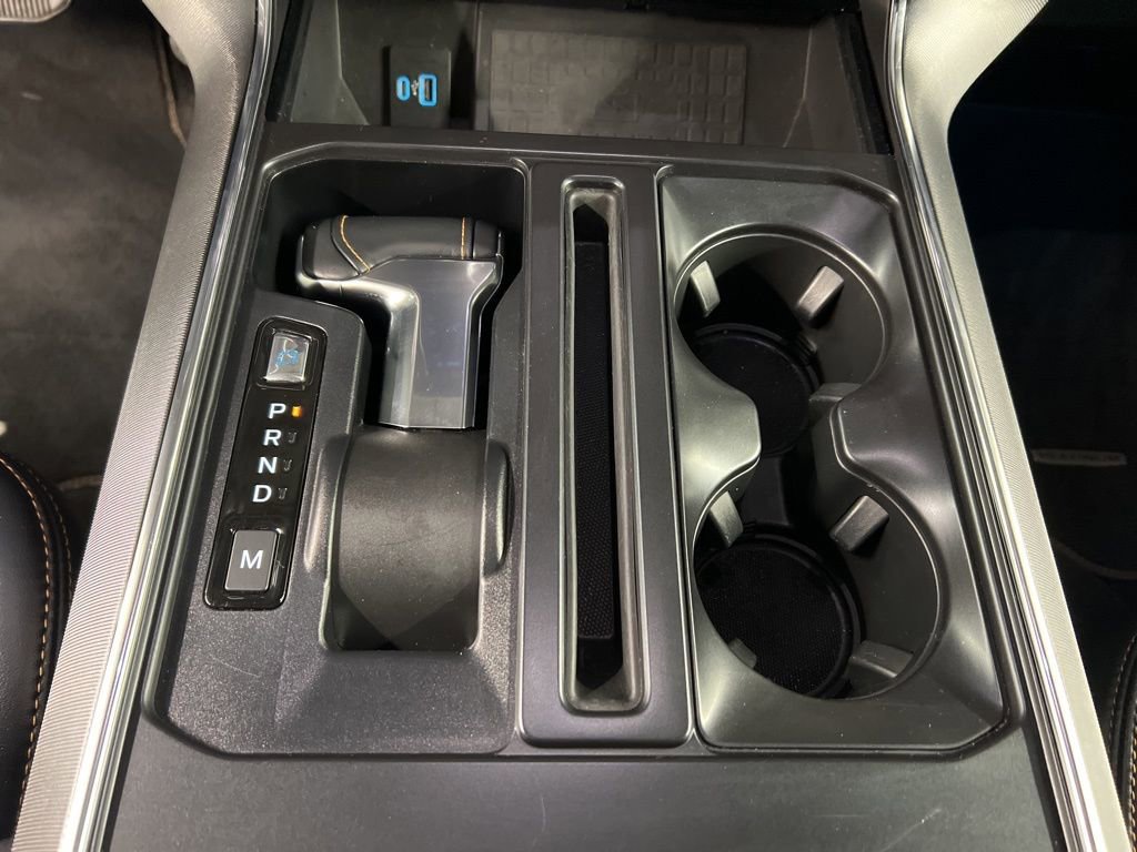 Certified 2022 Ford F150 Platinum w/ Equipment Group 701A High image 17