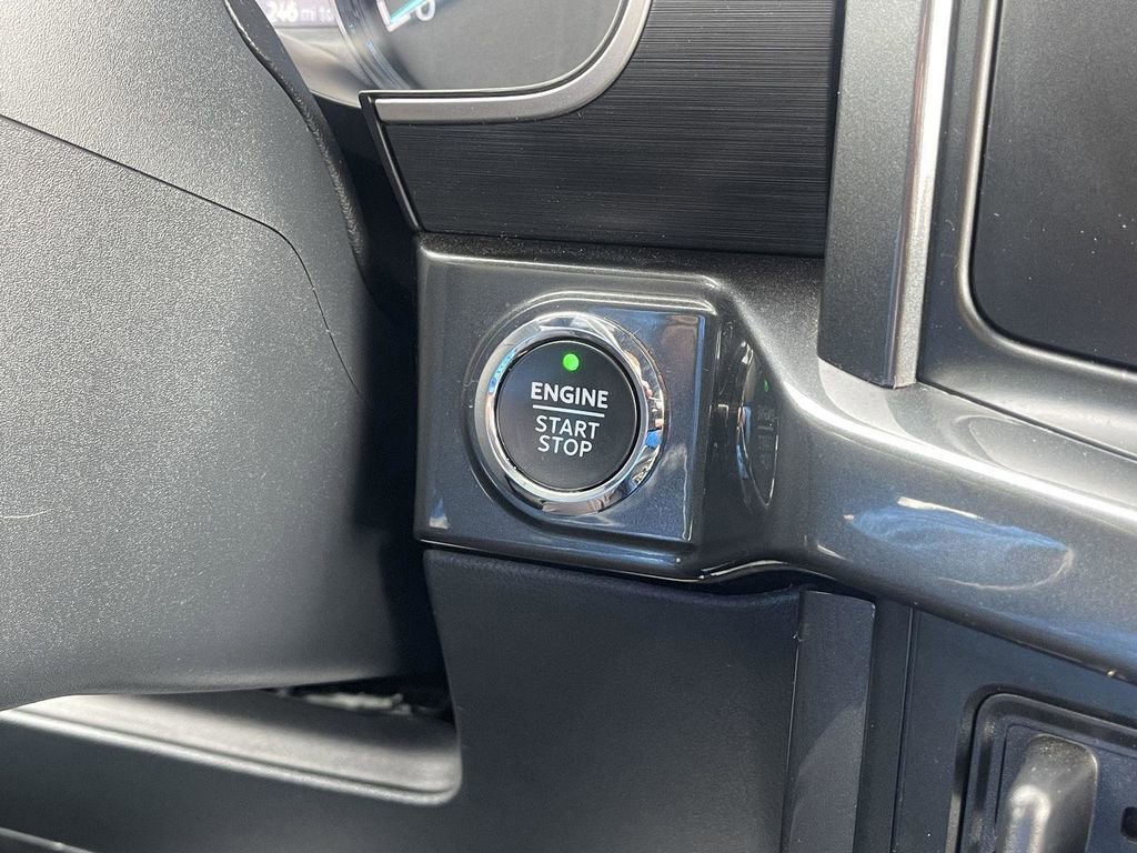 Certified 2022 Ford F150 XLT w/ Equipment Group 302A High image 30