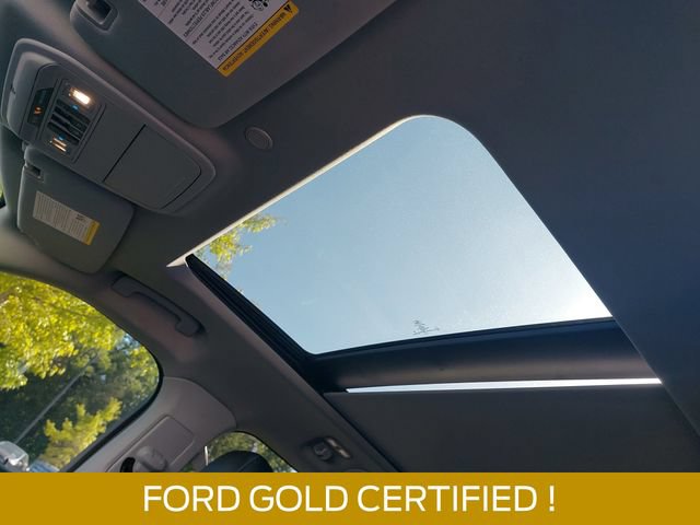 Certified 2022 Ford Explorer XLT w/ Equipment Group 202A AWD/4WD image 28