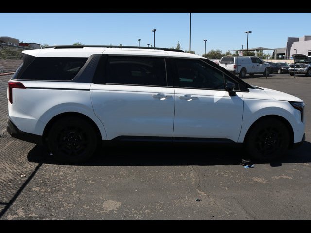 Used 2025 Kia Carnival SX Prestige FWD image 5