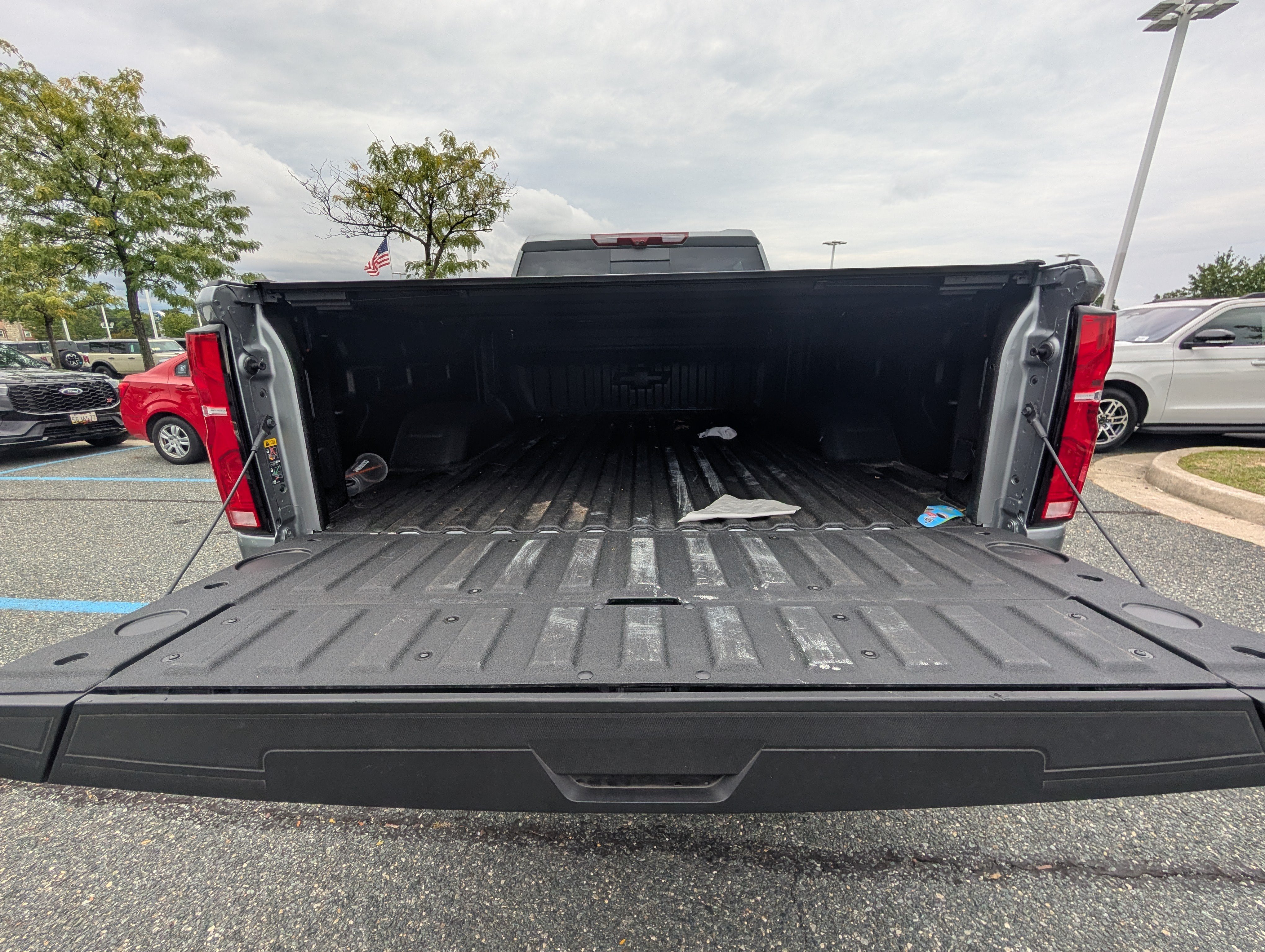 Used 2026 Chevrolet Silverado 2500 ZR2 AWD/4WD image 14