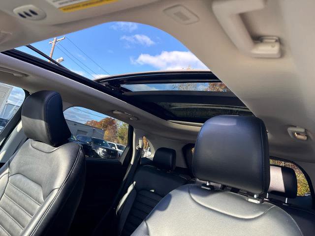 Certified 2022 Ford Edge SEL w/ Convenience Package image 13