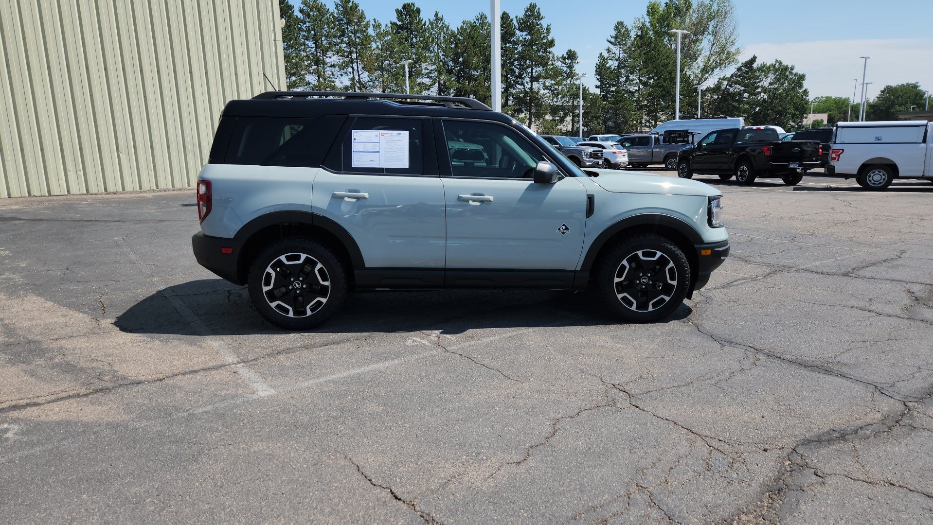 Certified 2023 Ford Bronco Sport Outer Banks AWD/4WD image 13