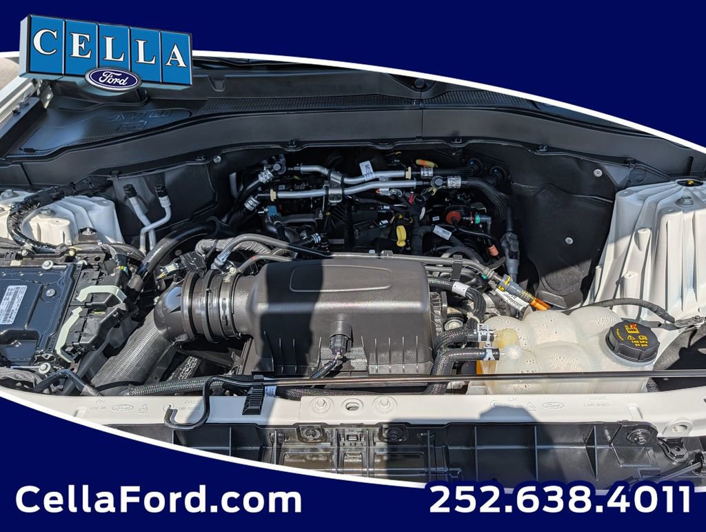 Certified 2023 Ford Explorer XLT w/ Equipment Group 202A image 34