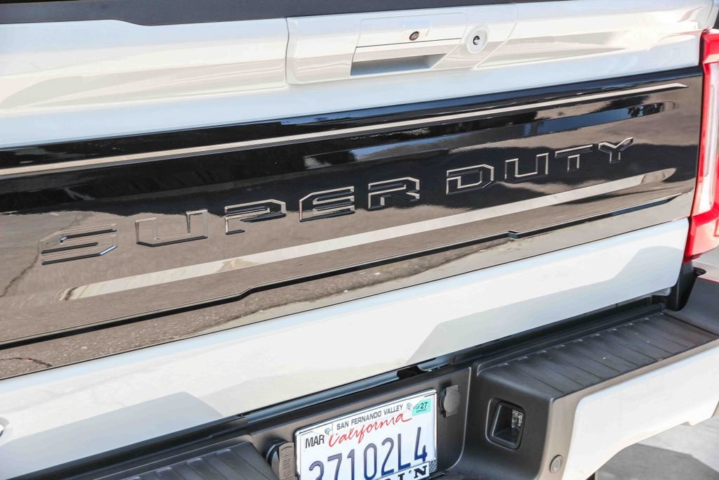 Certified 2026 Ford F450 Platinum w/ FX4 Off-Road Package AWD/4WD image 8