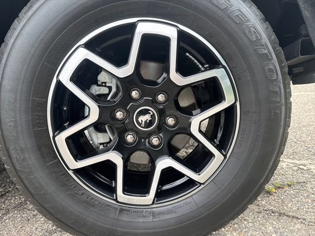 Certified 2022 Ford Bronco Outer Banks AWD/4WD image 13
