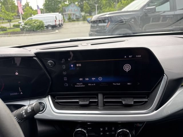 Used 2024 Chevrolet Trax LT FWD image 28