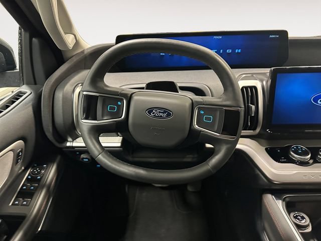 Certified 2025 Ford Expedition Active AWD/4WD image 12
