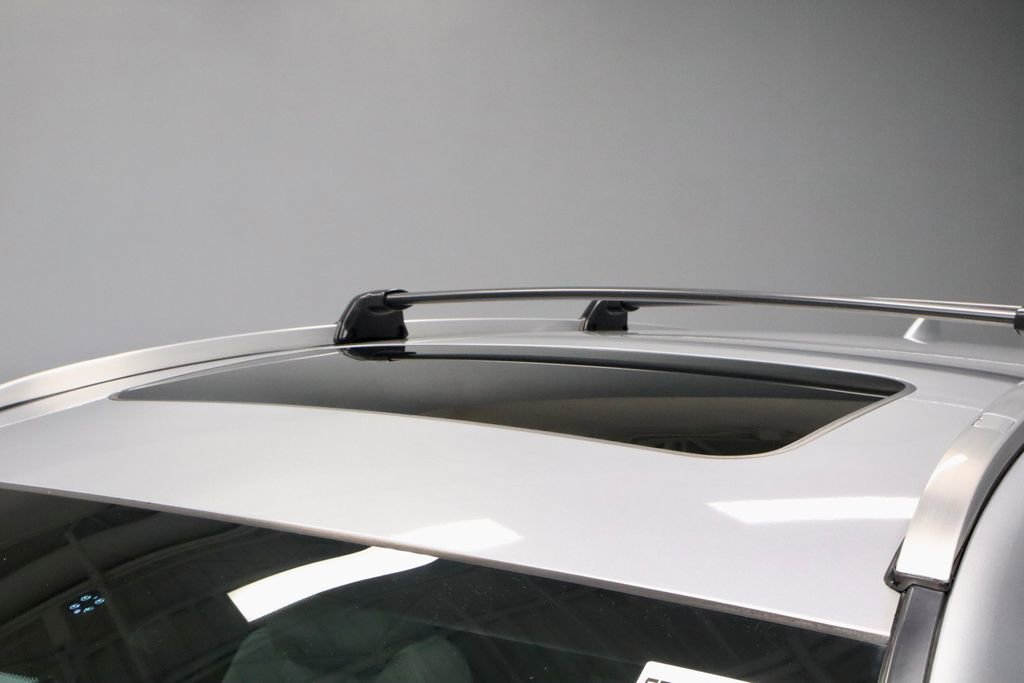 Used 2018 Honda CR-V Touring image 35