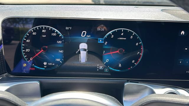 Used 2022 Mercedes-Benz GLB 250 w/ Premium Package Lite image 18