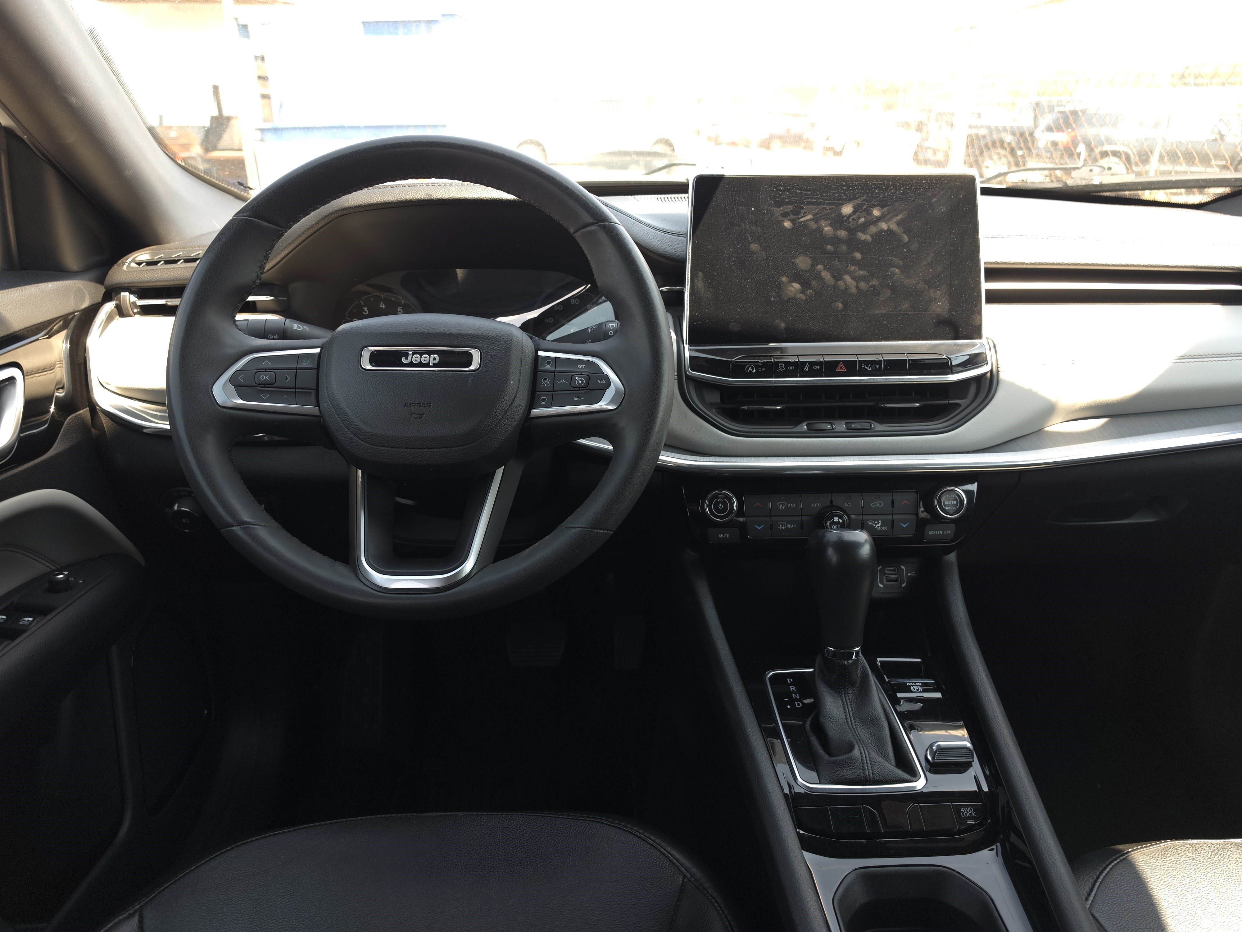 Used 2023 Jeep Compass Limited AWD/4WD image 10