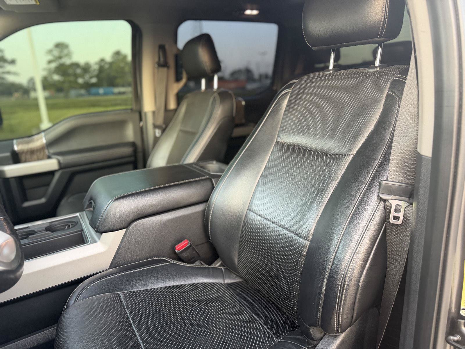 Certified 2017 Ford F250 Lariat w/ Lariat Ultimate Package AWD/4WD image 2