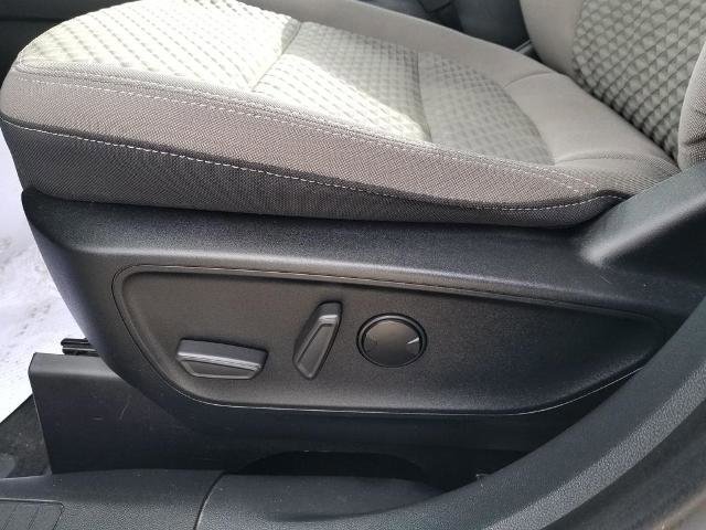 Certified 2020 Ford Escape SE image 13
